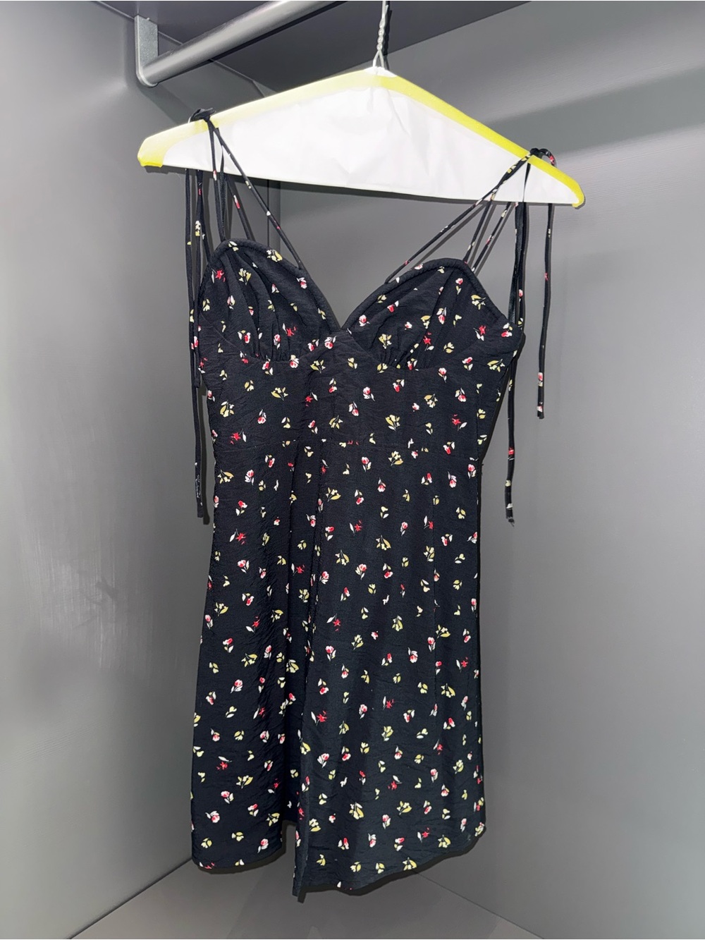 White Fox Boutique Black Floral Mini Dress | Strappy Slip Dress | Size S